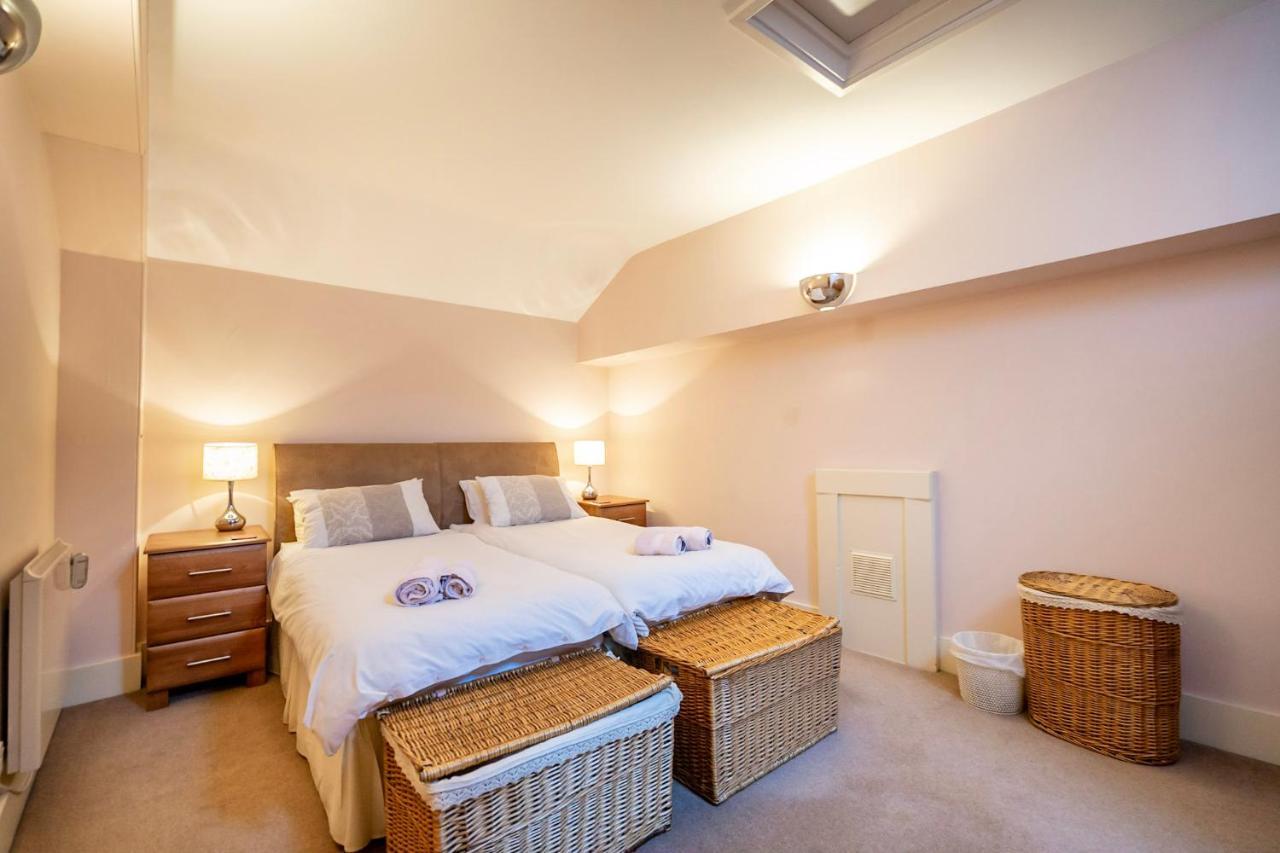Apartemen 43 County House